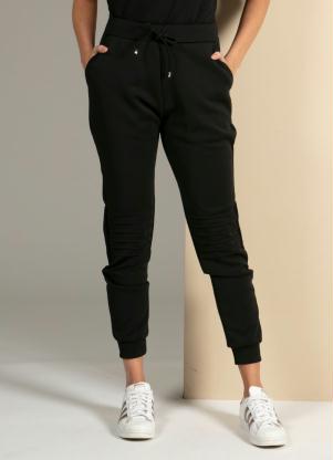 Cal�a (Preta) com El�stico e Cord�o no C�s