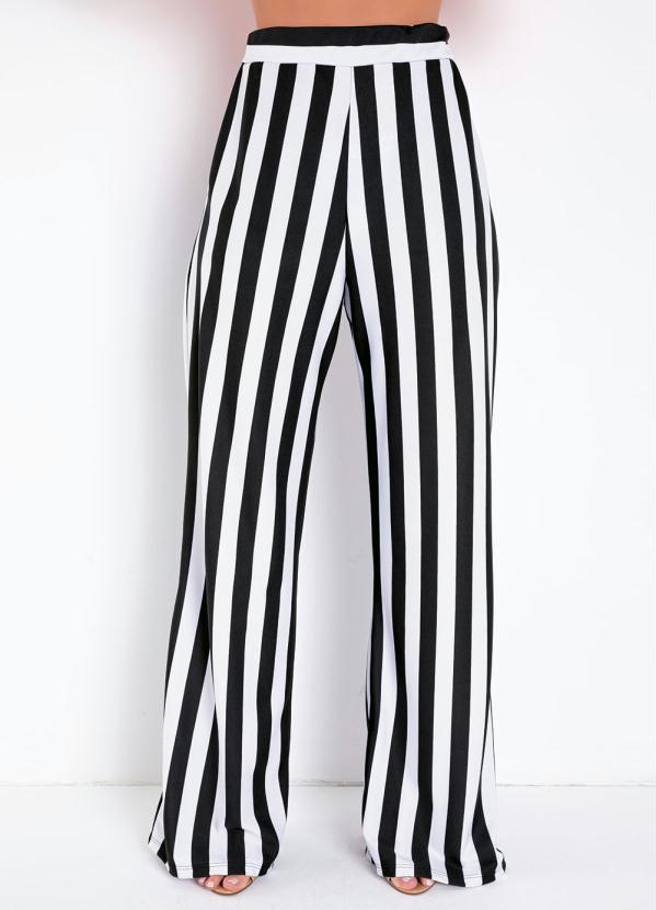 Calça (Listras Preta) com Bolsos Calça (Listras Preta) com Bolsos