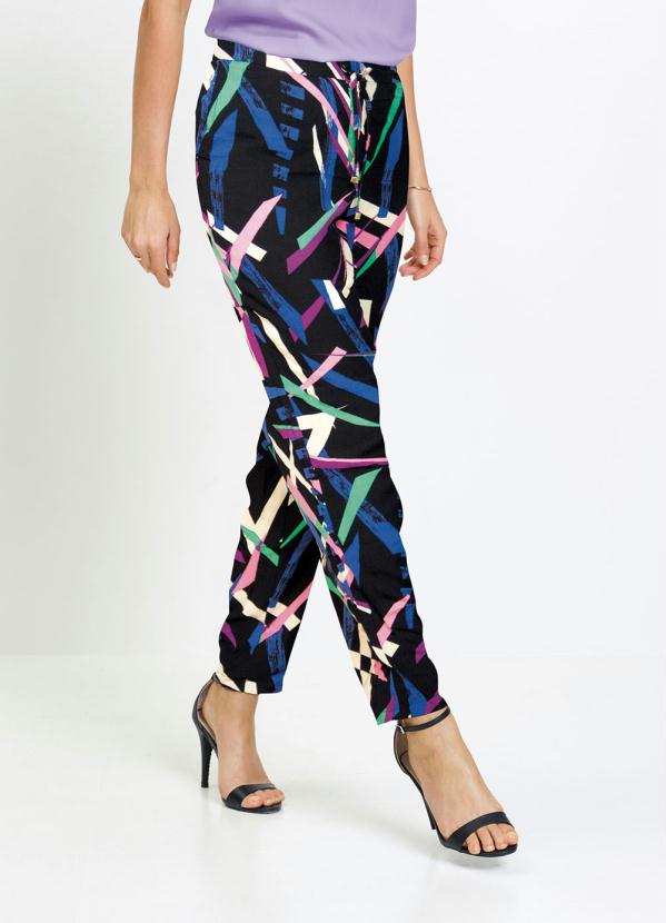 Calça de Tecido Jogger (Geométrico Preto) Calça de Tecido Jogger (Geométrico Preto)