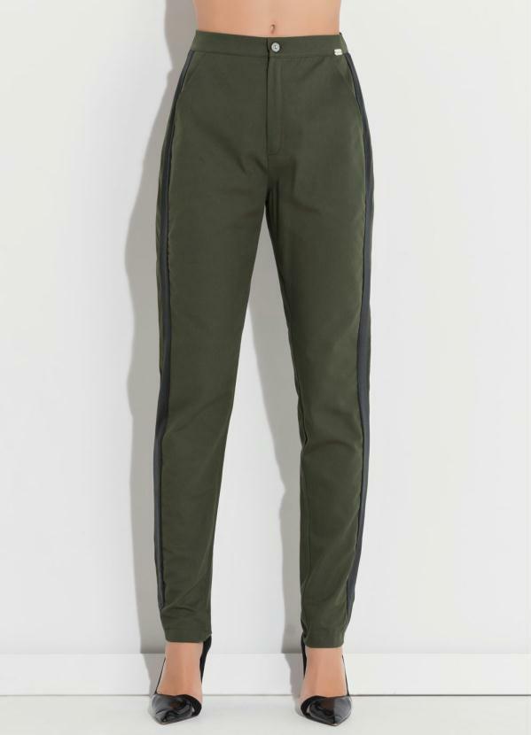 calça social verde militar