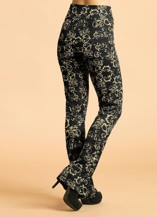 calça flare de malha estampada