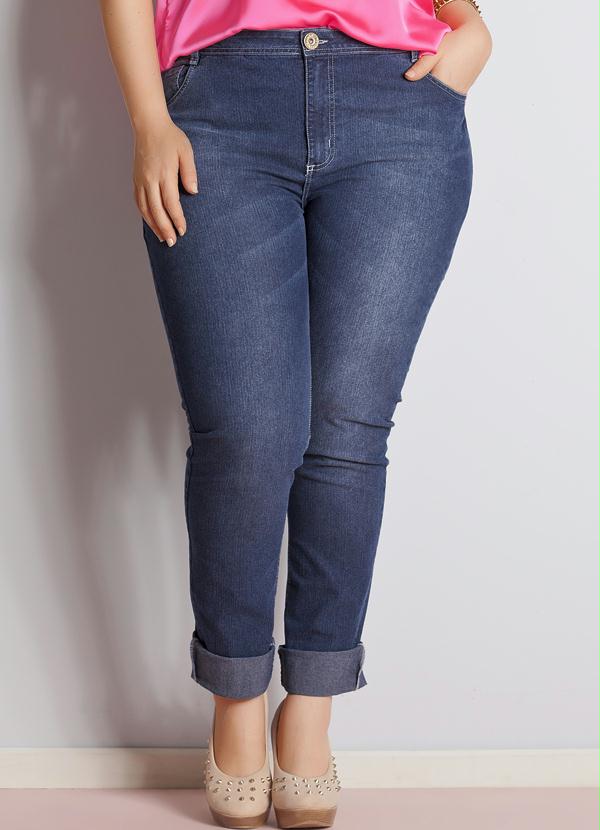 calça jeans skinny plus size