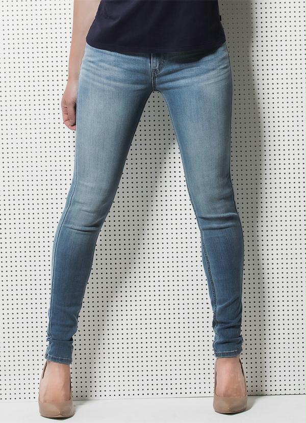 calça jeans feminina levis