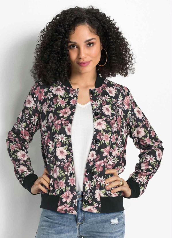 Bomber Estampada com Bot�es (Floral Preto)
