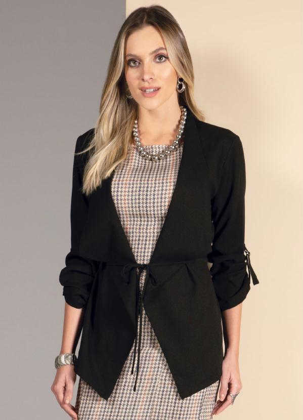 Casaco (Preto) com Amarra��o nas Mangas e Cintura