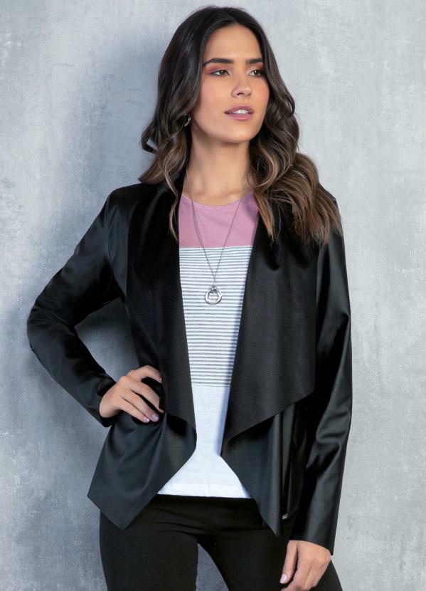 Casaco Recortado (Preto) Soltinho