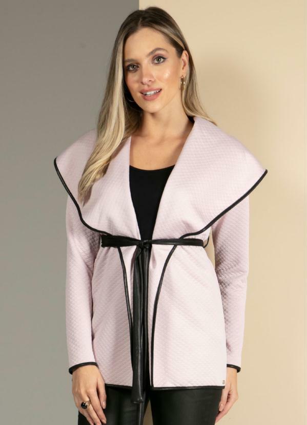 Casaco (Ros�) em Matelass� com Faixa para Cintura