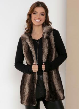 Colete (Marrom) com Pelos e Bolsos Funcionais