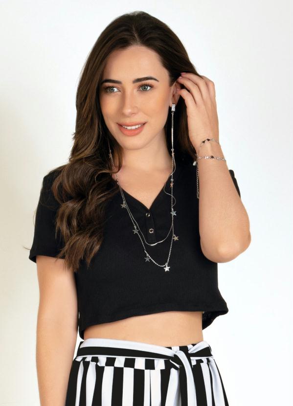 Blusa Cropped (Preta) com Bot�es