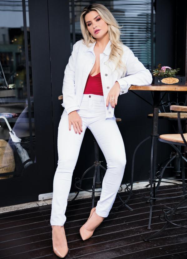 jaqueta jeans branca feminina