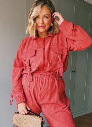 Jaqueta (Telha) com Cordel e Bolsos Jaqueta (Telha) com Cordel e Bolsos