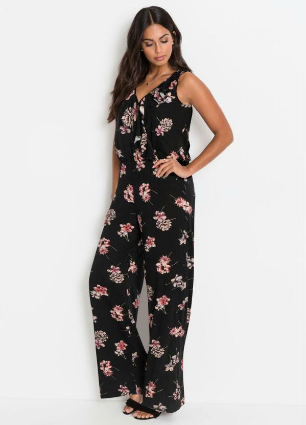 Macac�o com Babado (Preto)