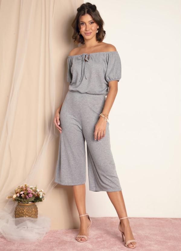 Macac�o (Mescla) Pantacourt com Gota no Decote