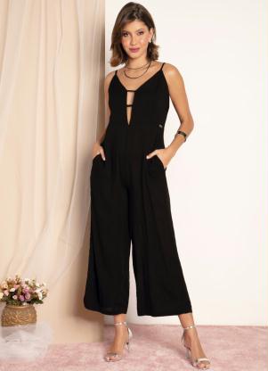 Macac�o (Preto) com Bolsos Funcionais