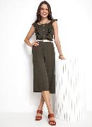 Macac�o Verde Militar com Babados e Bot�es