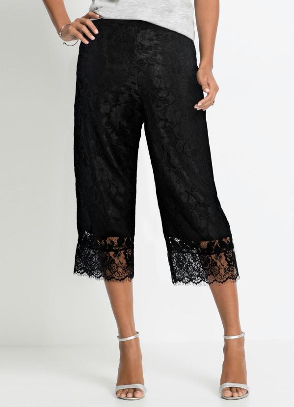 Cal�a Pantacourt de Renda (Preta)