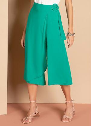 Pantacourt (Verde) com Sobreposição Assimétrica Pantacourt (Verde) com Sobreposição Assimétrica