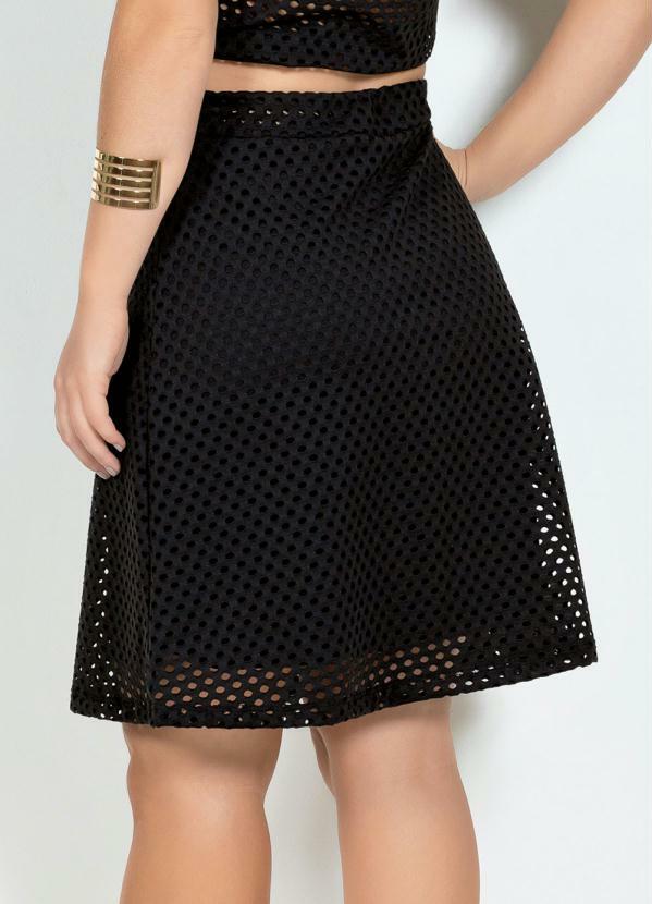 saia de malha preta