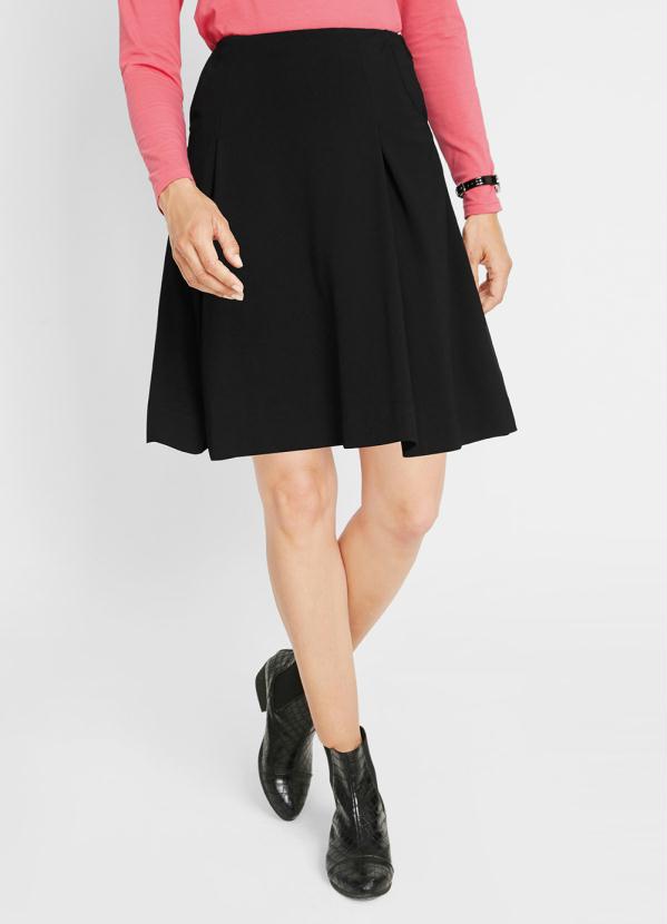 Saia Suplex com Pregas e Bolsos (Preta) Saia Suplex com Pregas e Bolsos (Preta)