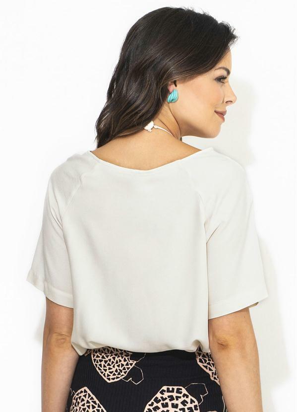 blusa basica off white