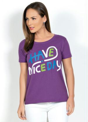 T-Shirt (Roxa) com Estampa Frontal