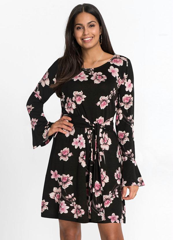 Vestido com Amarra��o e Babados (Estampado Preto)