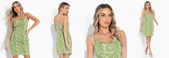 Vestido Efeito L�quido Verde com Decote Degag�