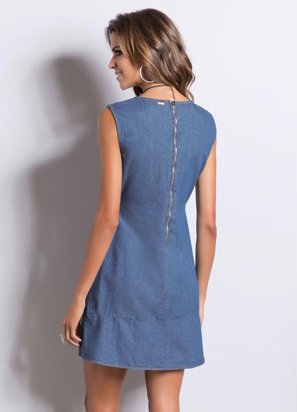 vestido jeans curto de babado