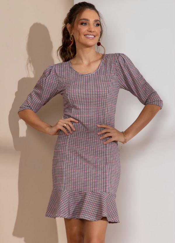 Vestido (Xadrez) com Babado na Barra Vestido (Xadrez) com Babado na Barra