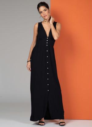 modelo de vestido com botão na frente