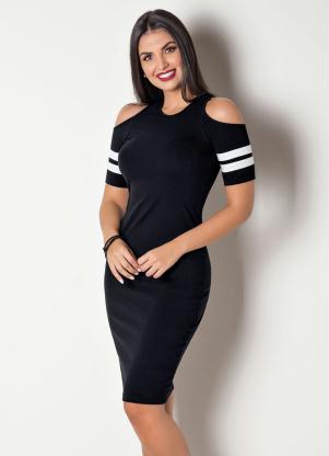 Vestido com Detalhe de Ombros a Mostra (Preto)