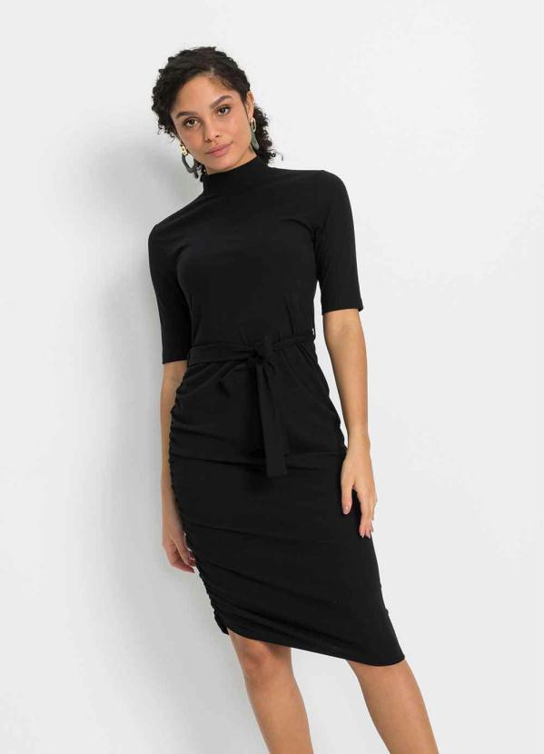 Vestido com Gola e Elástico na Lateral (Preto) Vestido com Gola e Elástico na Lateral (Preto)