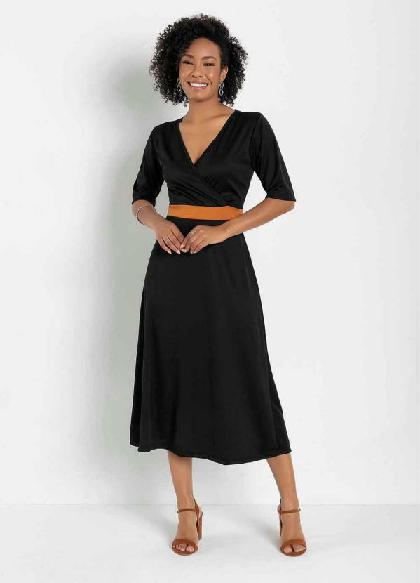 Vestido com Manga 3/4 (Preto) Moda Evangélica Vestido com Manga 3/4 (Preto) Moda Evangélica