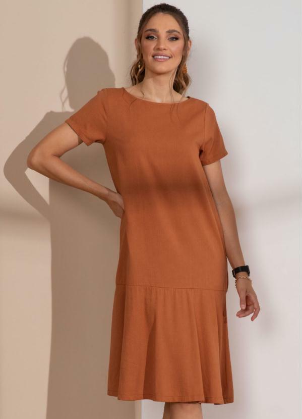 Vestido (Ferrugem) Decote Canoa e Mangas Curtas Vestido (Ferrugem) Decote Canoa e Mangas Curtas