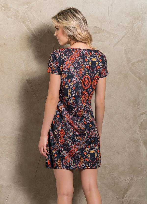 vestido camiseta estampado