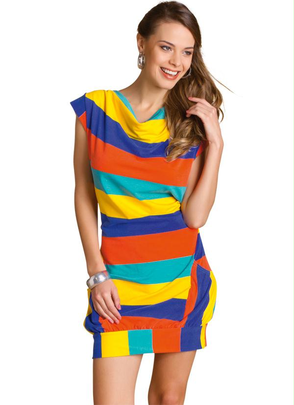 vestido longo listrado colorido