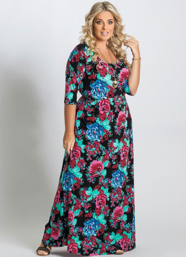 vestido longo florido plus size