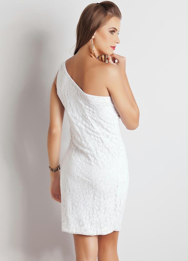 vestido branco de um ombro só