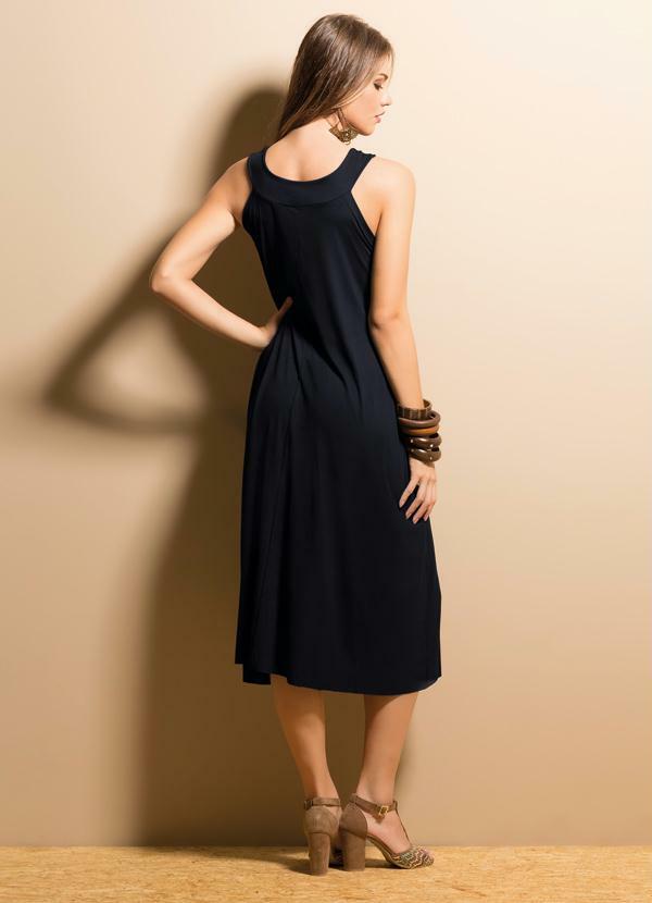 vestido trapezio midi