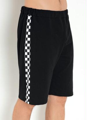 Bermuda (Preta e Quadrados) com Bolsos Funcionais Bermuda (Preta e Quadrados) com Bolsos Funcionais