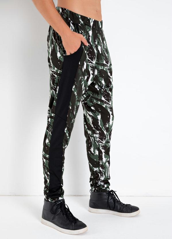 Calça (Camuflado Verde) com Bolsos Calça (Camuflado Verde) com Bolsos