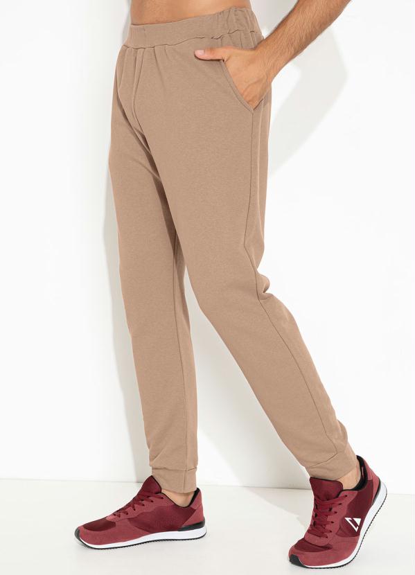 Cal�a (Marrom Claro) com Bolsos Funcionais