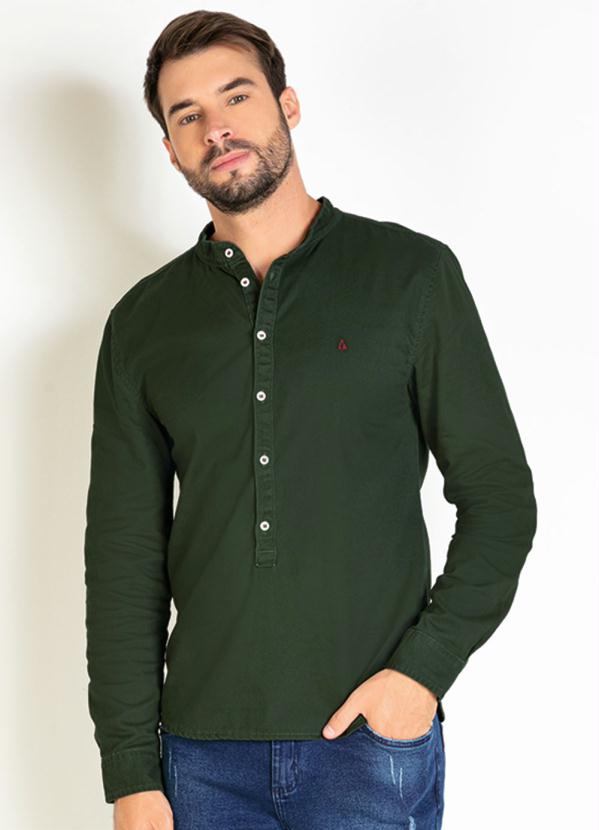 Camisa (Verde) com Bot�es Contrastantes