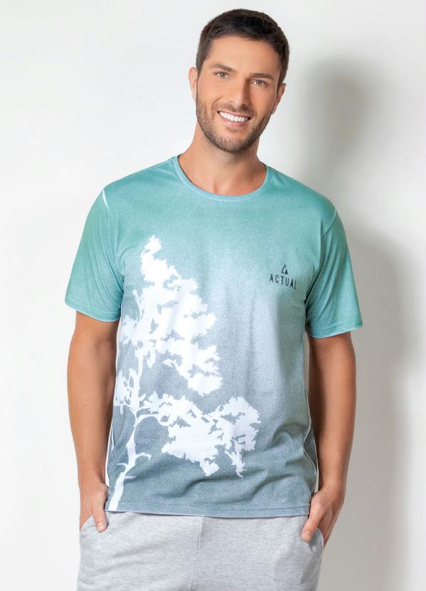 Camiseta Actual (Verde) com Efeito Spray e Vazados Camiseta Actual (Verde) com Efeito Spray e Vazados
