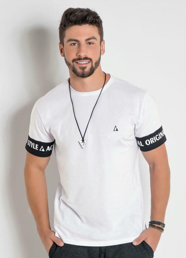 camiseta com v nas costas