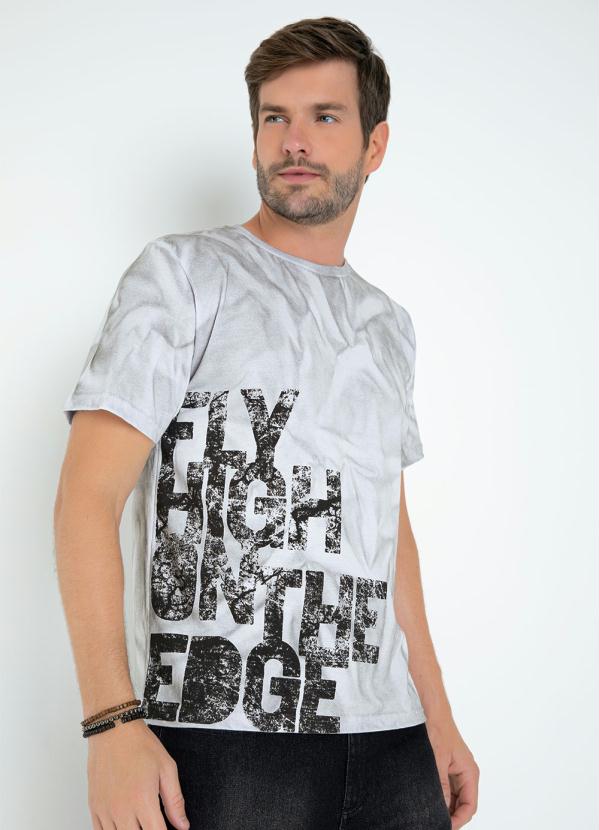 Camiseta (Branca) com Estampa Localizada