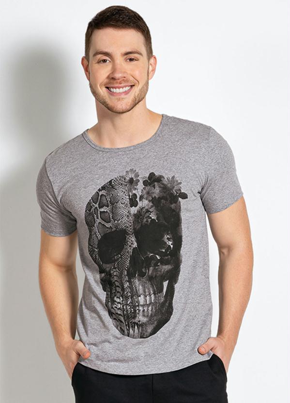 Camiseta com Estampa de Caveira (Mescla)