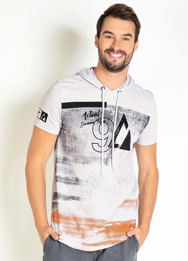 Camiseta (Mescla Claro) com Capuz e Estampa