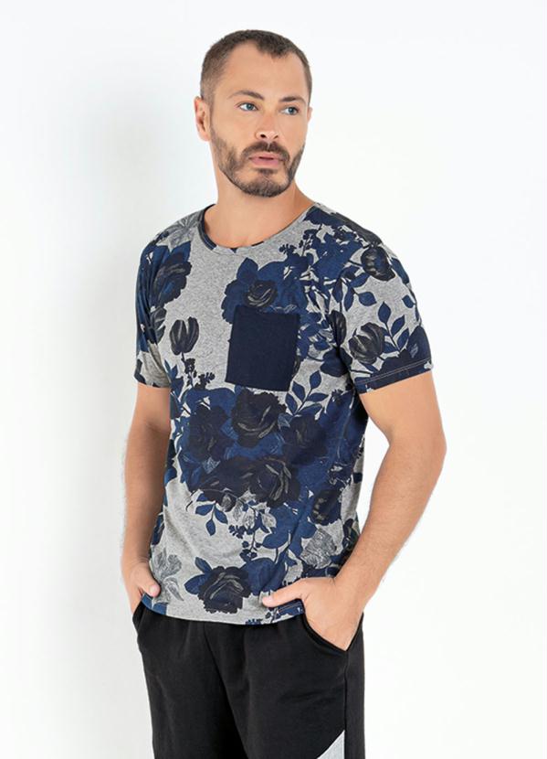 Camiseta (Mescla Floral) com Bolso Funcional Camiseta (Mescla Floral) com Bolso Funcional