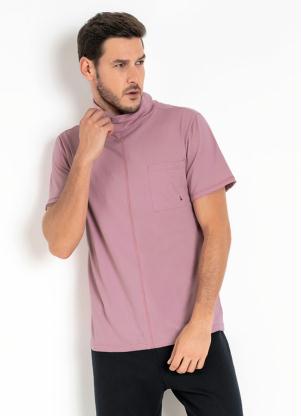 Camiseta (Ros�) com Gola Alta e Bolso
